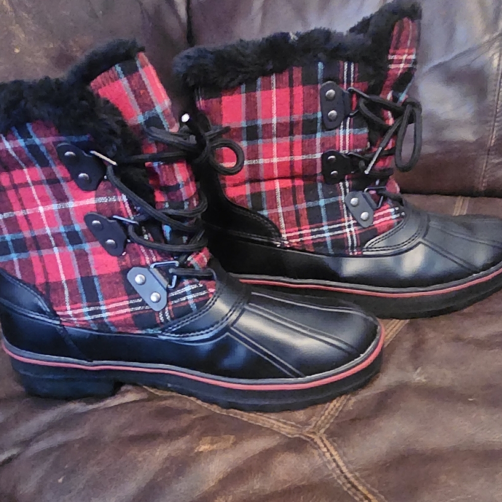 Bass Red And Black Plaid Duck Boots